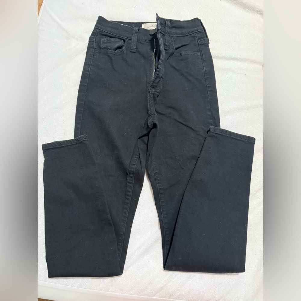 Universal Thread Men's Dark Gray Slim Jeans